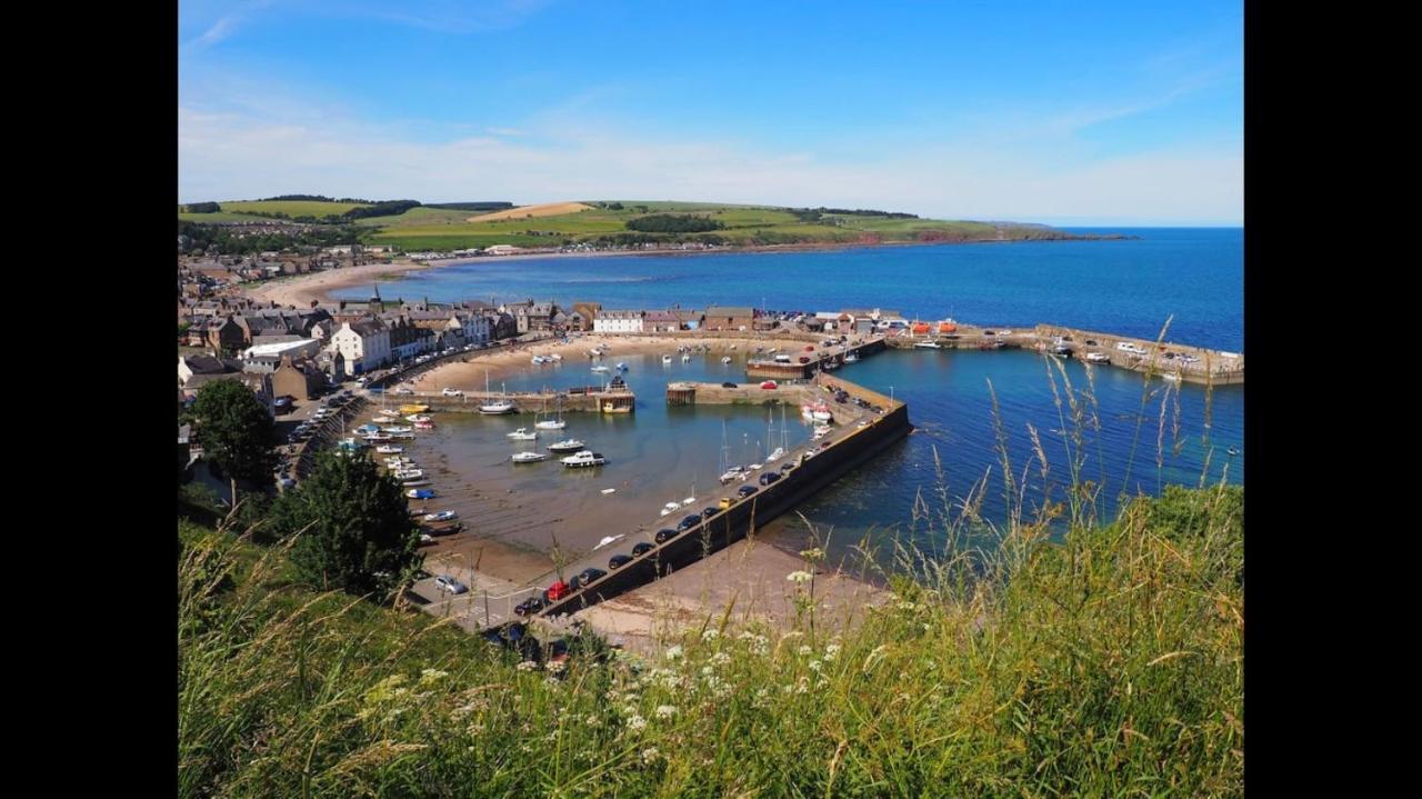 The Snug @ The Mill Inn, Stonehaven Exteriör bild
